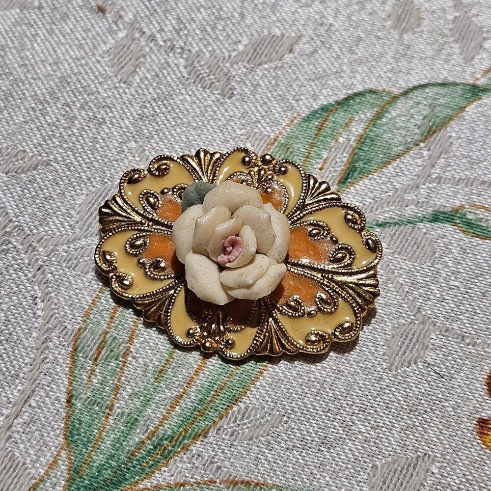 vintage cottagecore coquette pink rose enamel brooch